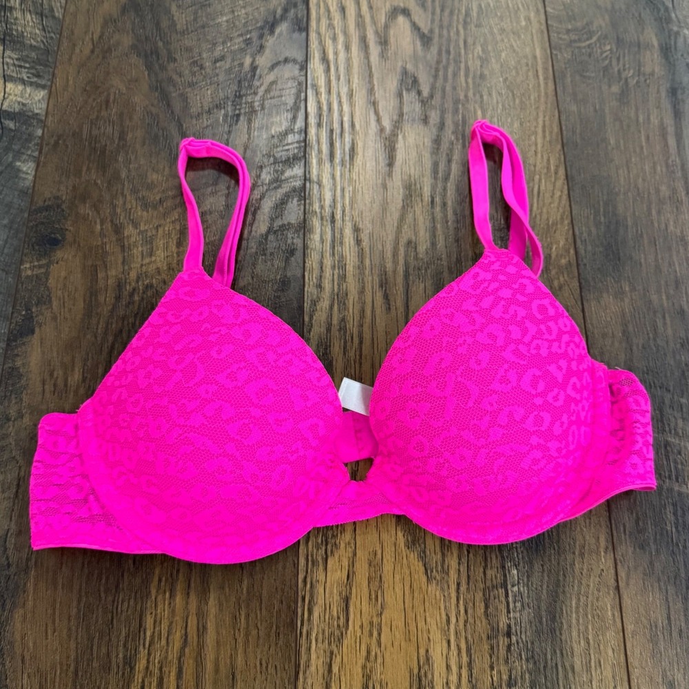Victoria's Secret PINK Wear Everywhere T-Shirt Bra Neon Pink Lace Leopard 34A